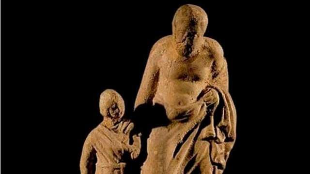 От дидаскалии к пайдейе, или как практика превращается в теорию